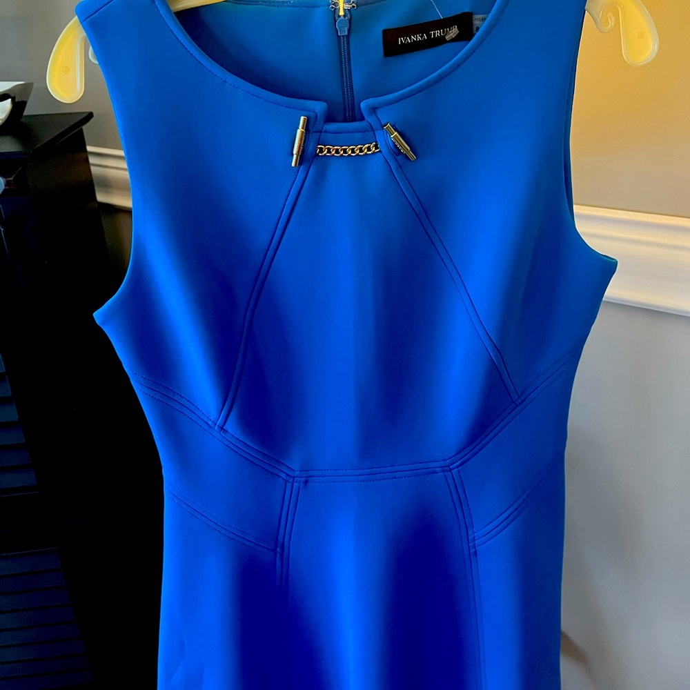 EUC Ivanka Trump fit and flare teal blue dress